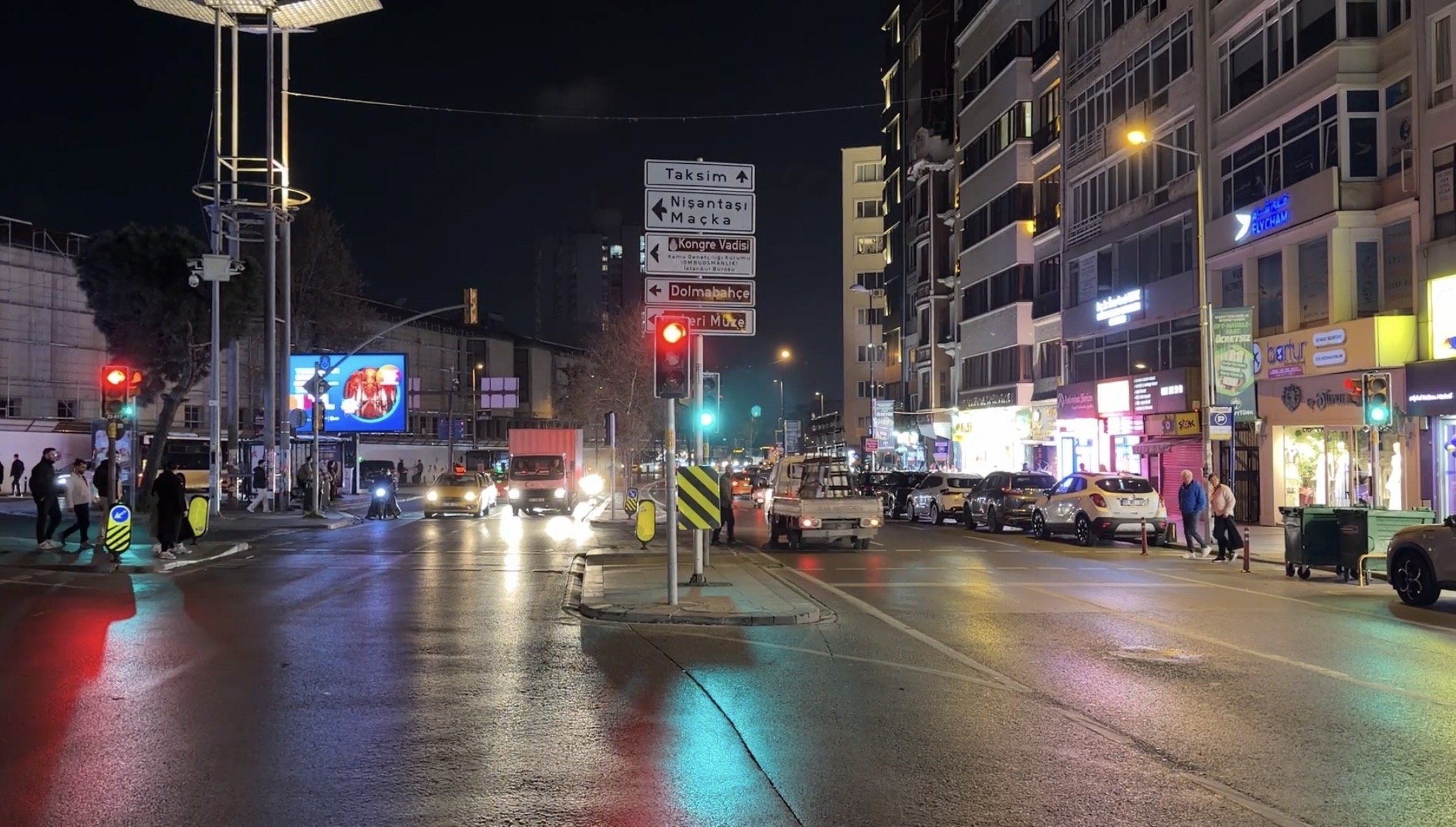 S I S L I’ D E O T O M O B I L I N C A R P T I G I D I R E K M I S I 1267229 377226